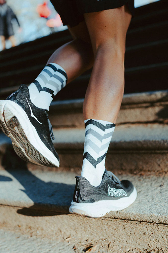incylence_01025511‌_Ultralight_Waves_Socken (3).jpg