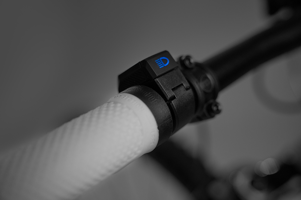 94487_Acid_Frontlicht_Pro_e200_Powerbank_4.jpg