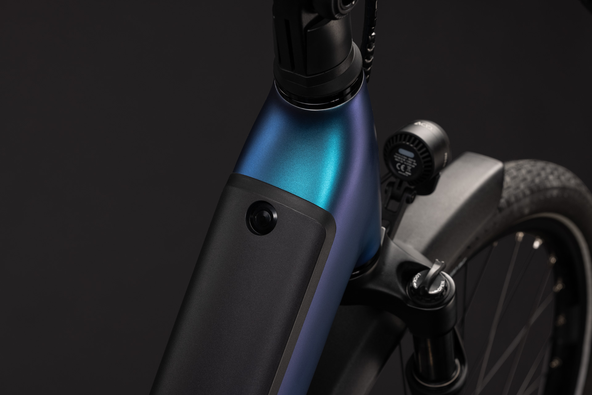 Supreme Hybrid Deluxe Pro 600 nebula´n´blue Easy Entry