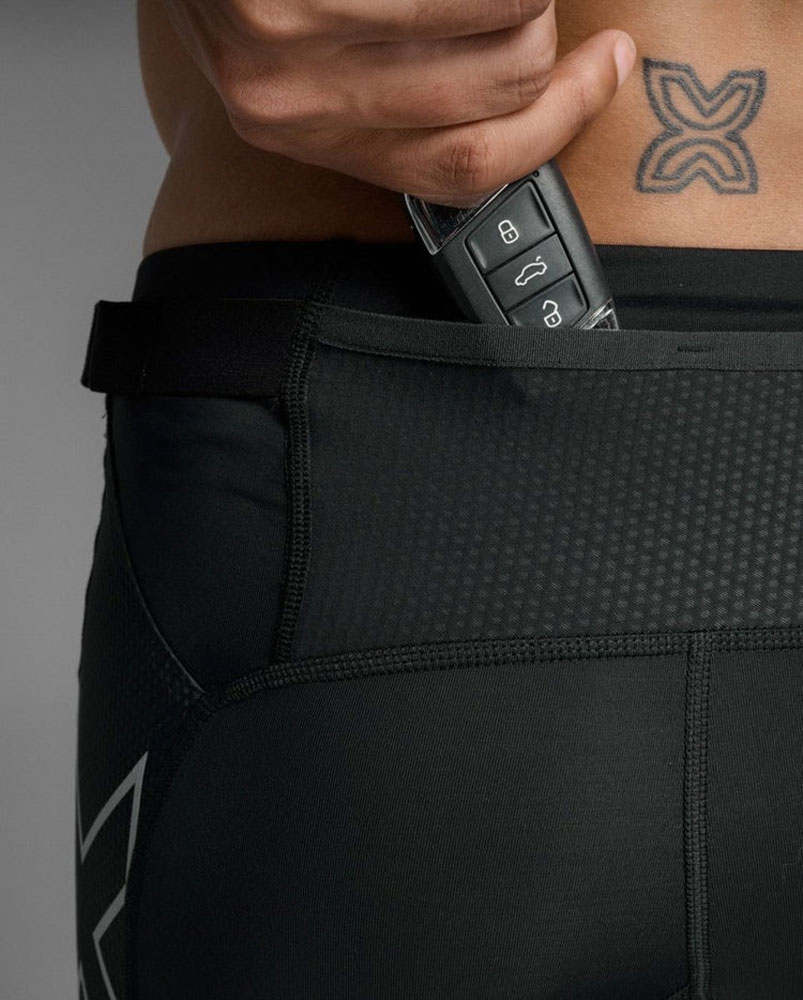 2XU_2X-MA7374B-BLKSRF‌_Aero_Mesh_Compression_Laufshorts (1).jpg