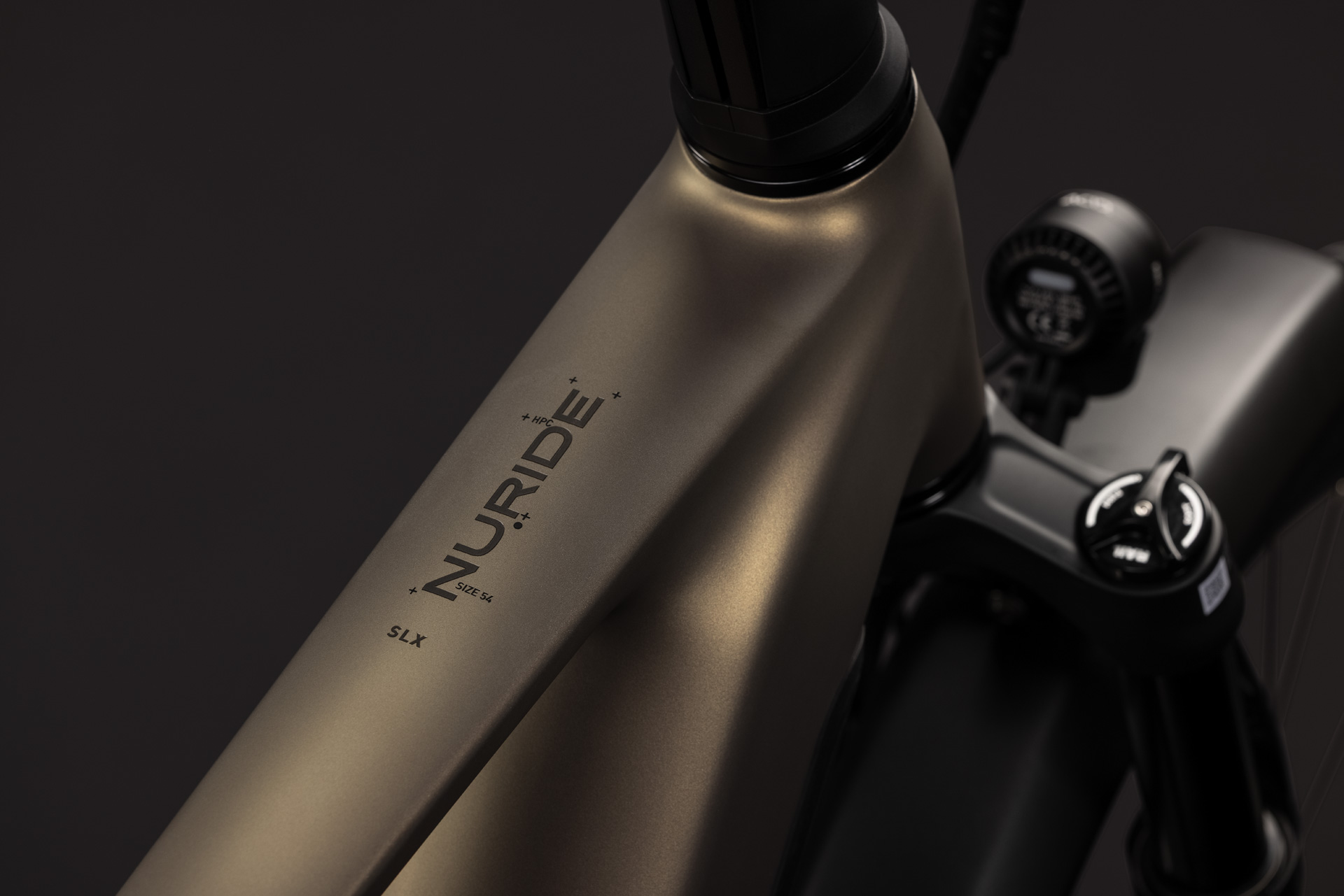Nuride Hybrid ONE11 HPC SLX 800 goldenbrown´n´black