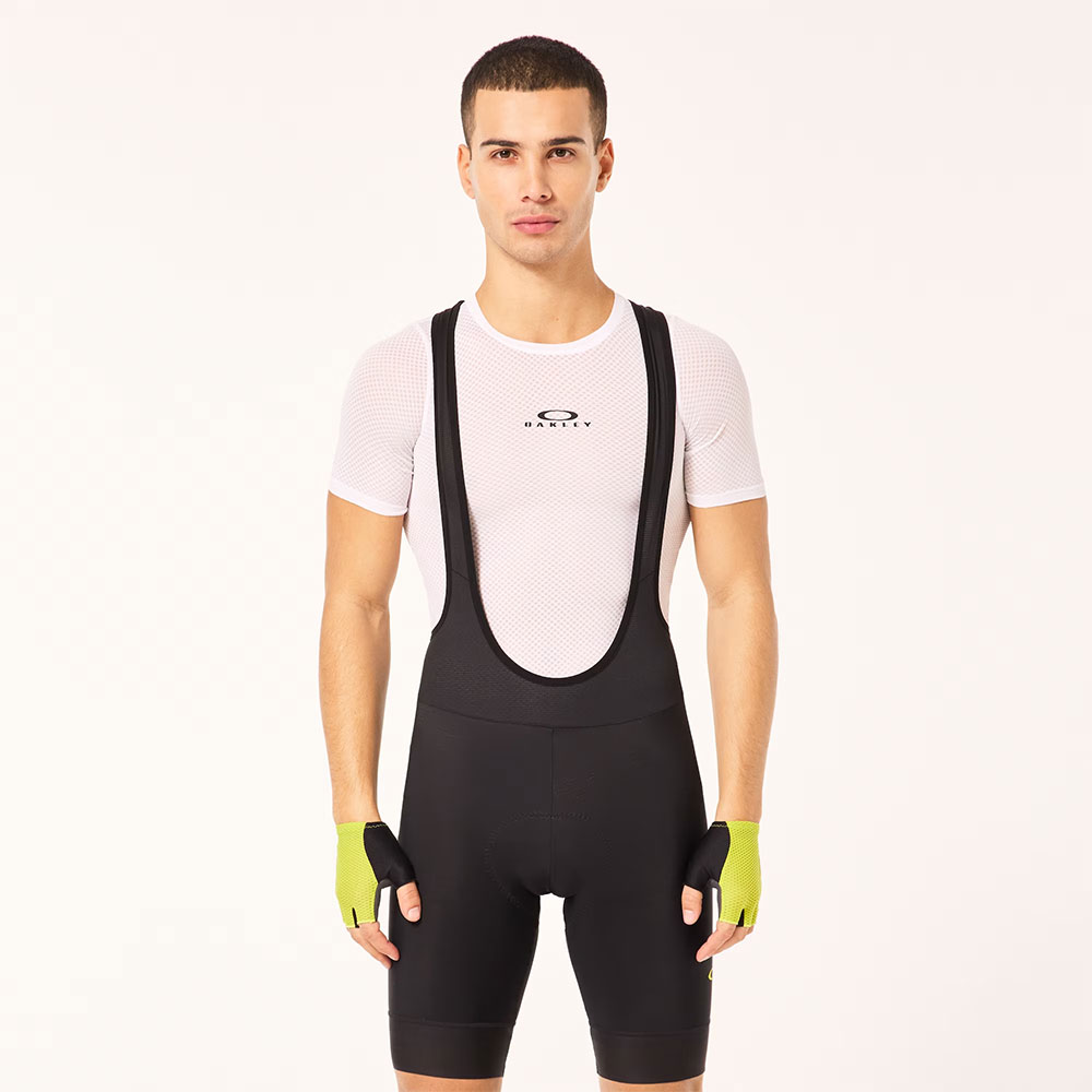 Oakley_Endurance-Base-layer_FOA405477 100_ (8).jpg