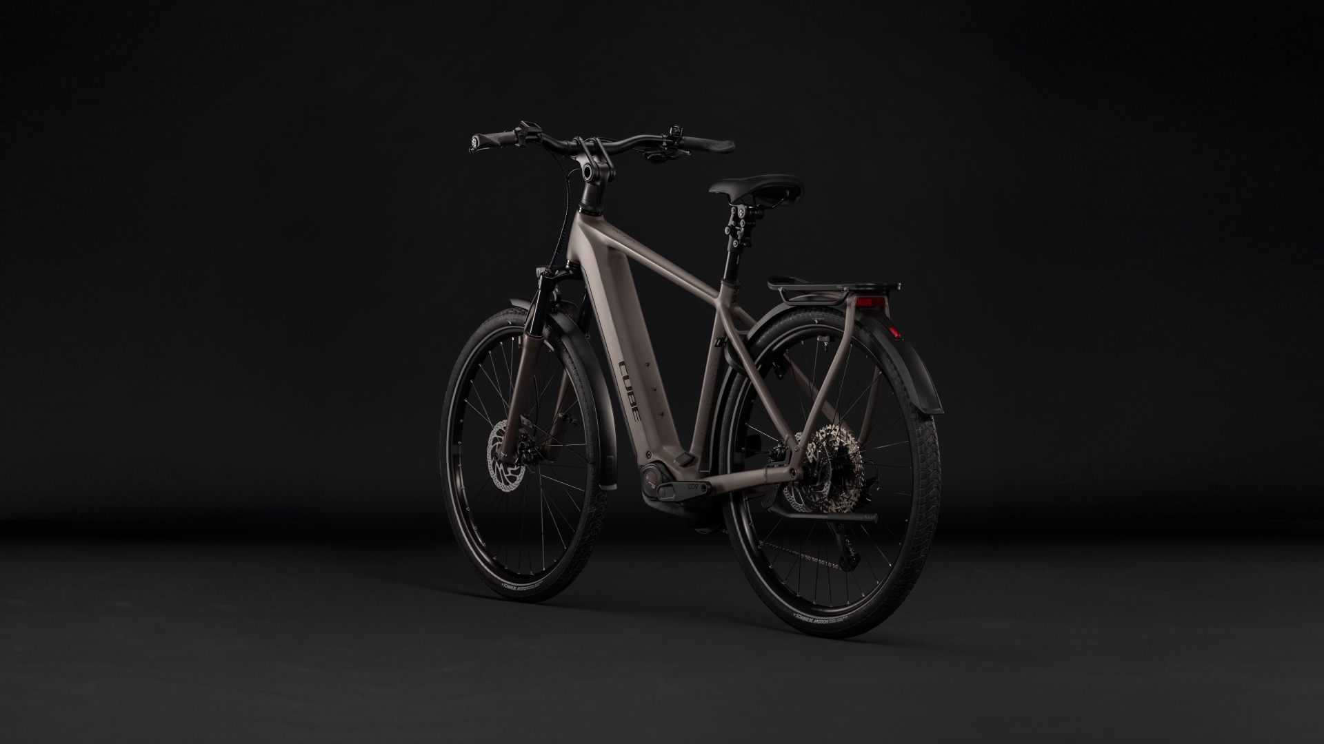 Kathmandu Hybrid ONE 800 cedar´n´chrome