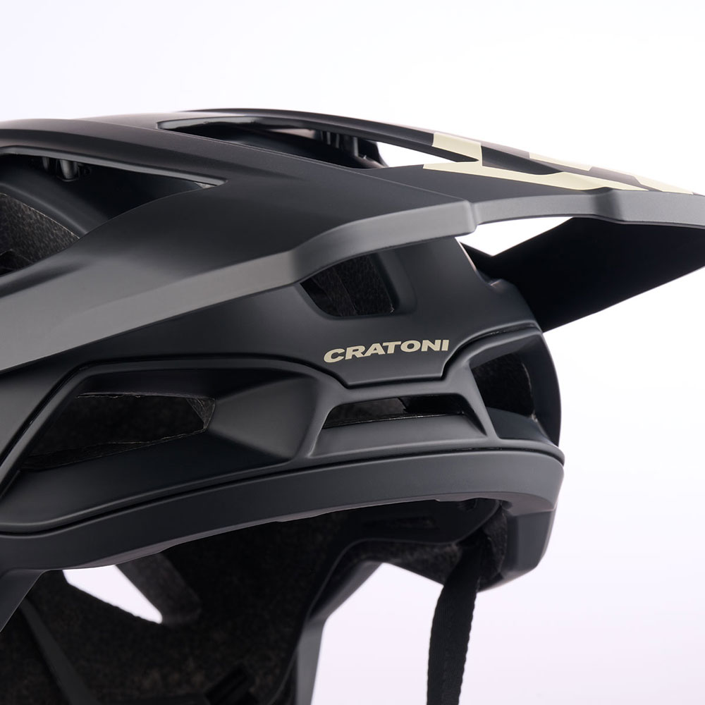 Cratoni_MadFlex-MIPS-RECCO-MTB-Helm_114601J1_ (3).jpg