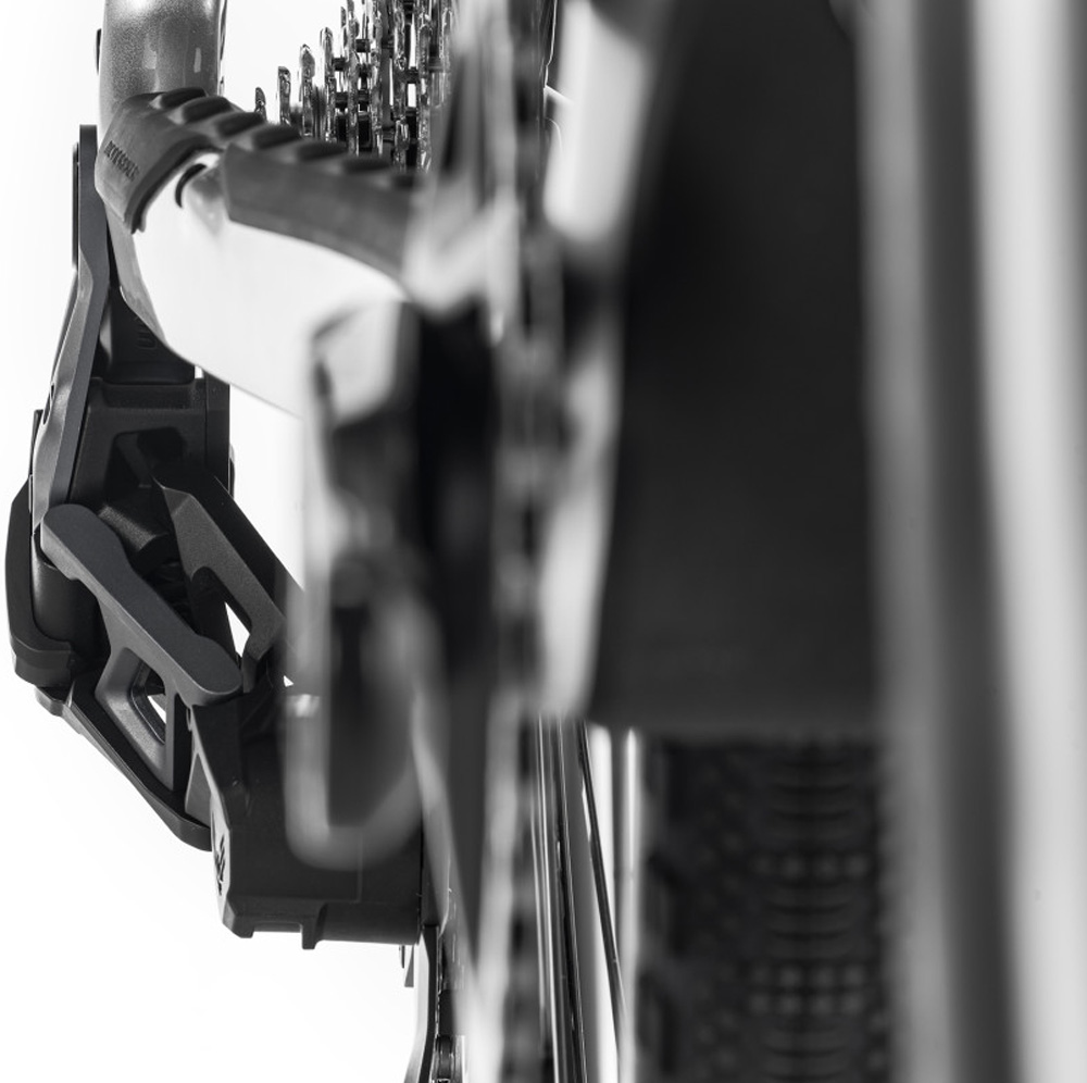 ARID CARBON R Silverflash