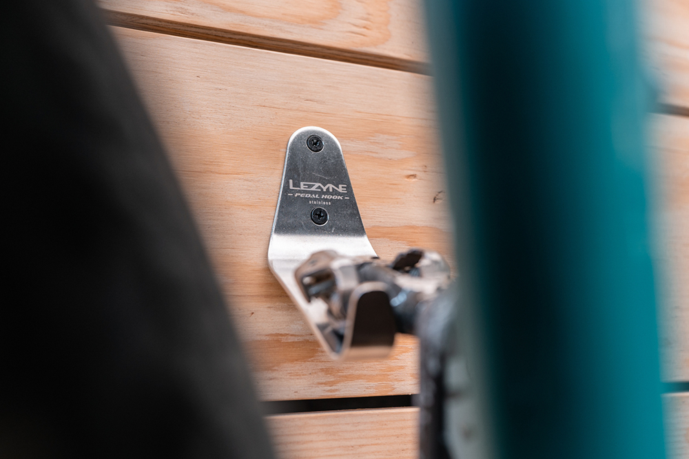 Lezyne 1-BS-STPDH-V106 20154136 Pedal Hook Edelstahl  (6).jpg