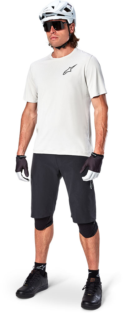 Alpinestars_Aria-MTB-Shorts_1724024-10_4.jpg