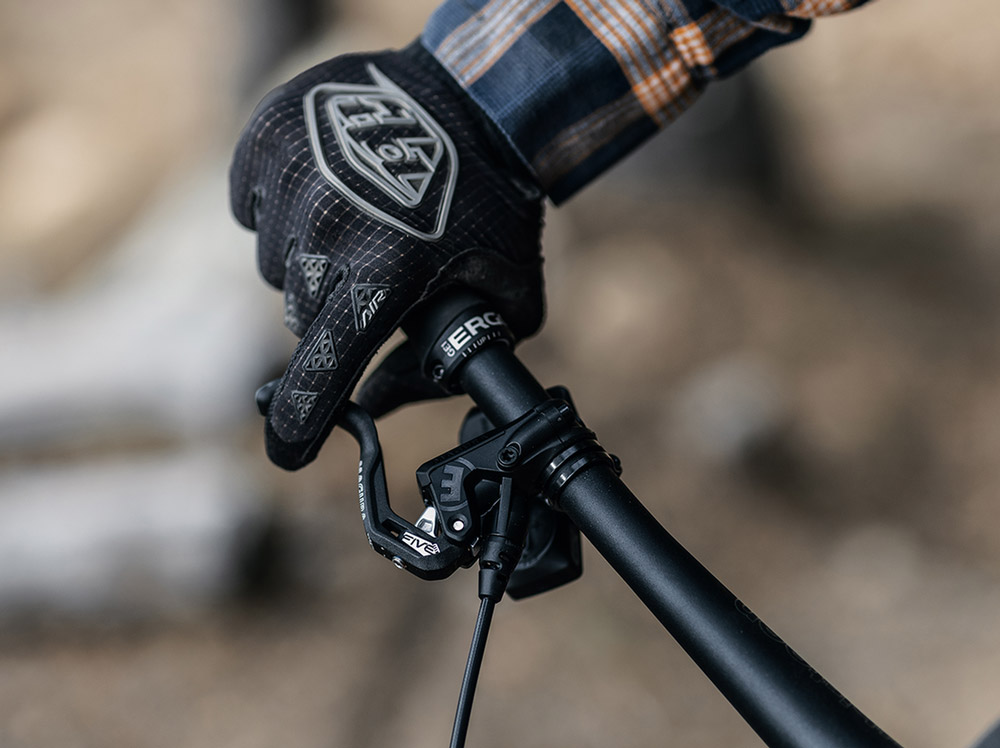 Magura-MT5-PRO-Scheibenbremsen-Set-+-Storm-HC-203-180-2702863_c.jpg
