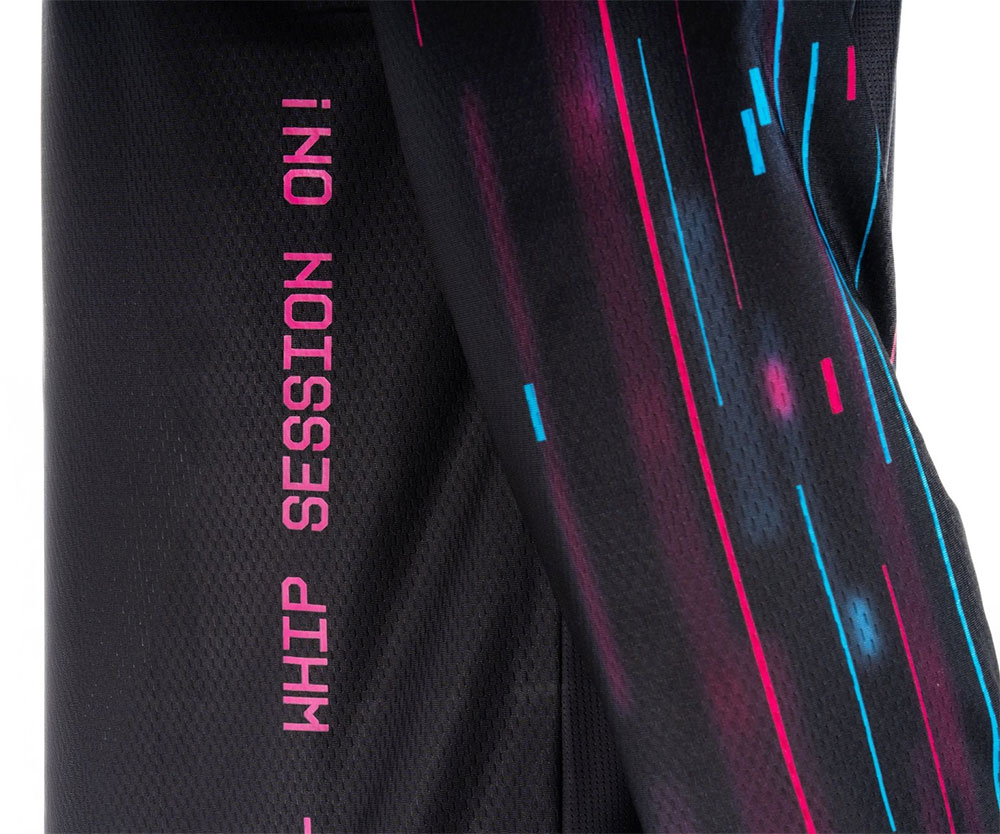 CUBE_12453_Glitch_MTB_Langarmtrikot (4).jpg