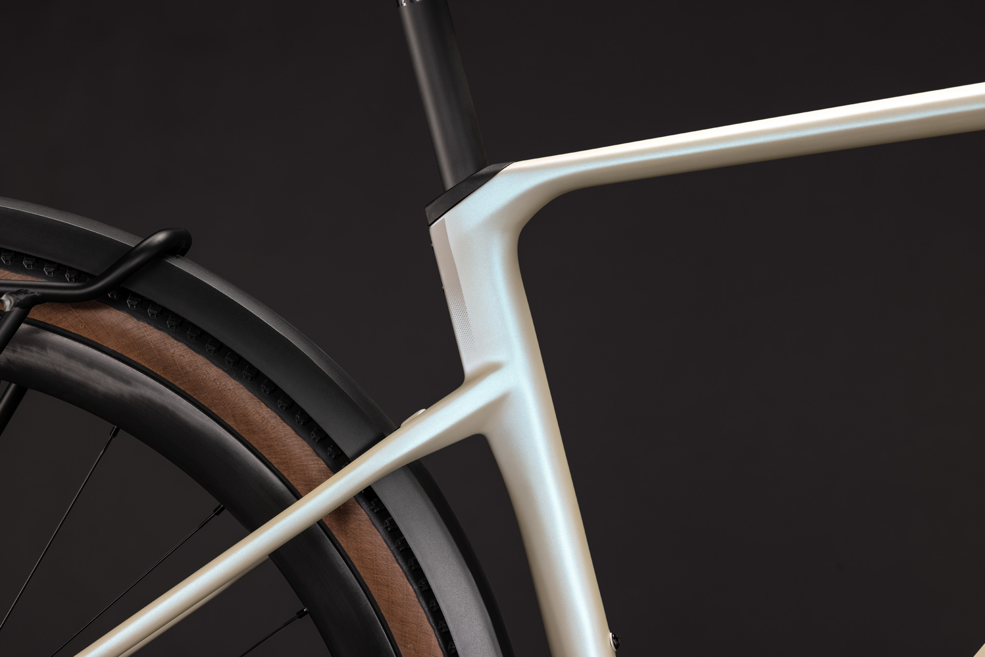 Nuroad Hybrid C:62 SLX 400X FE glintsand´n´black