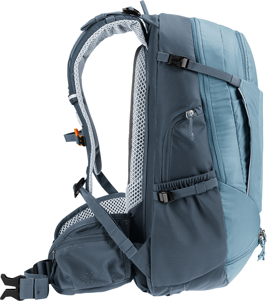 deuter-3200124-1374-Trans-Alpine-24_atlantic_ink-(3).jpg