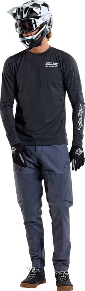 TLD_B25D1_RUCKUS_LS_RIDE_TEE_FACTORY_CARBON_01.jpg