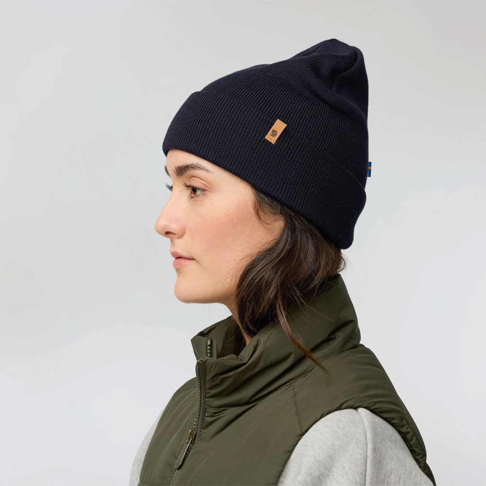 classic_knit_hat_77368- (2).jpg