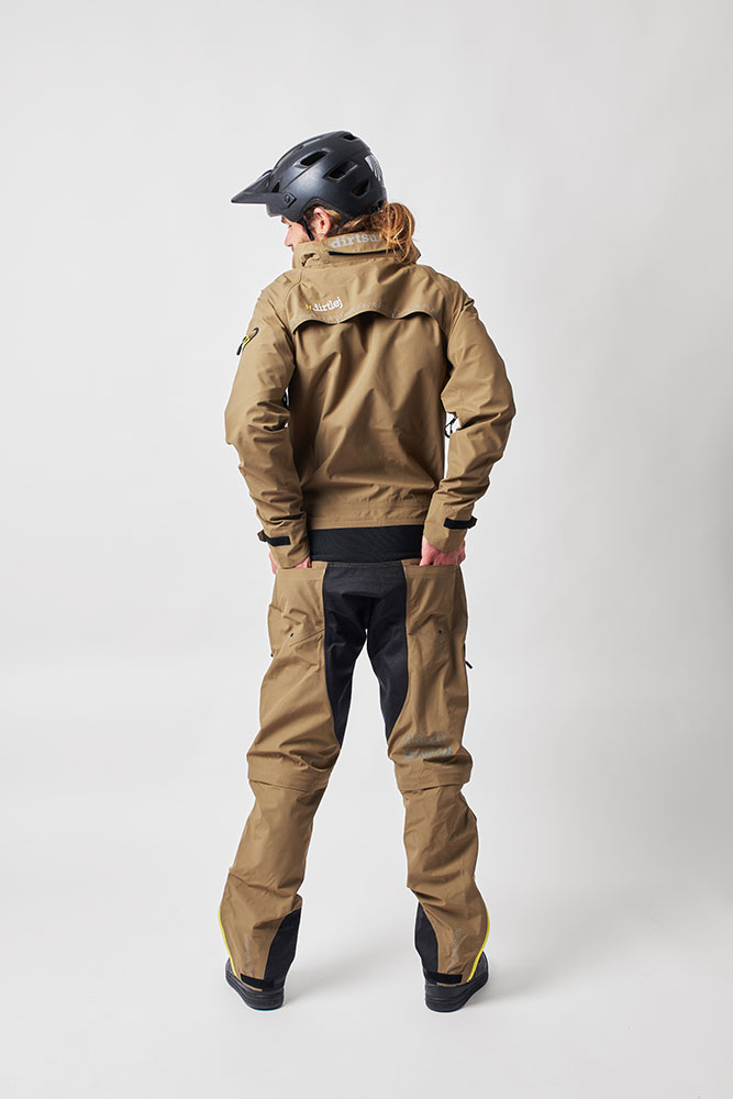 Dirtlej DirtSuit Core Edition Matschoverall 20210072‌ (3).jpg