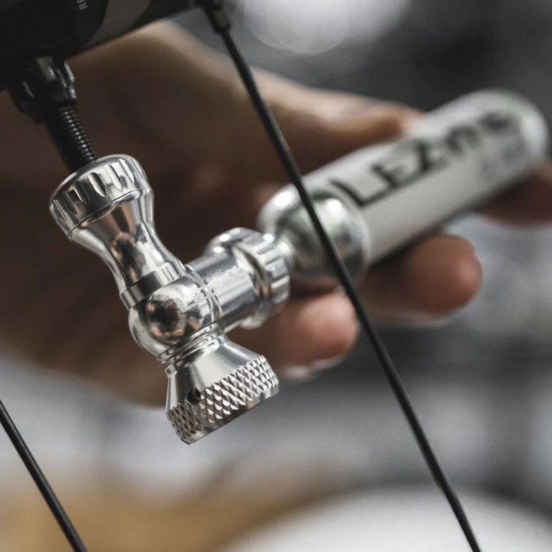 Lezyne 1-C2-CTRLDR-V106 20052321 CO₂ Pumpe Control Drive  (1).jpg