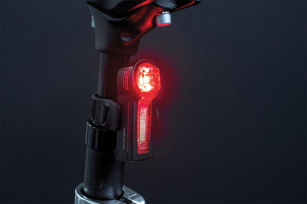 LS-440-Lighthammer--LS-740-USB-Beleuchtungsset-8713249340128-(3).jpg