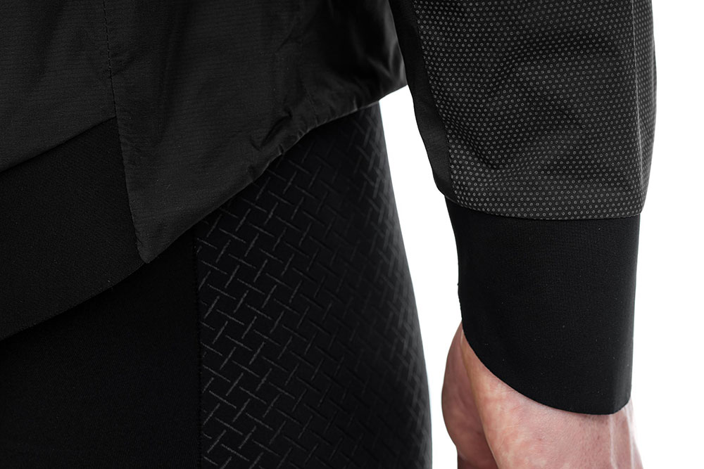 Cube Blackline Regenjacke 12214 (4).jpg