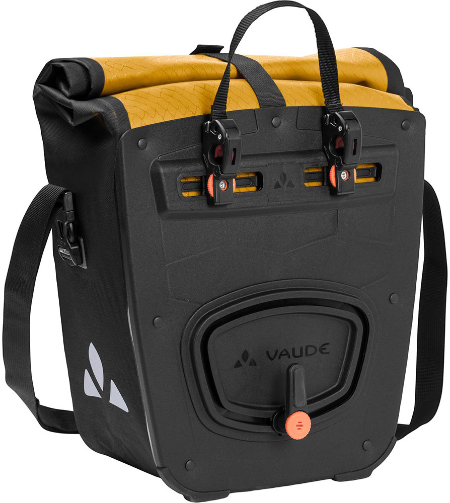 Vaude-Aqua-Front-(rec)-45845_317-(2).jpg