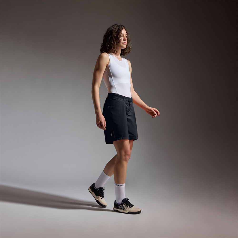 Swiftride - Pantalones cortos de mujer