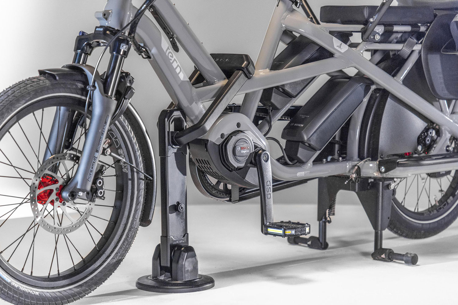 AXM1AB-Tern-Locked-Close.jpg