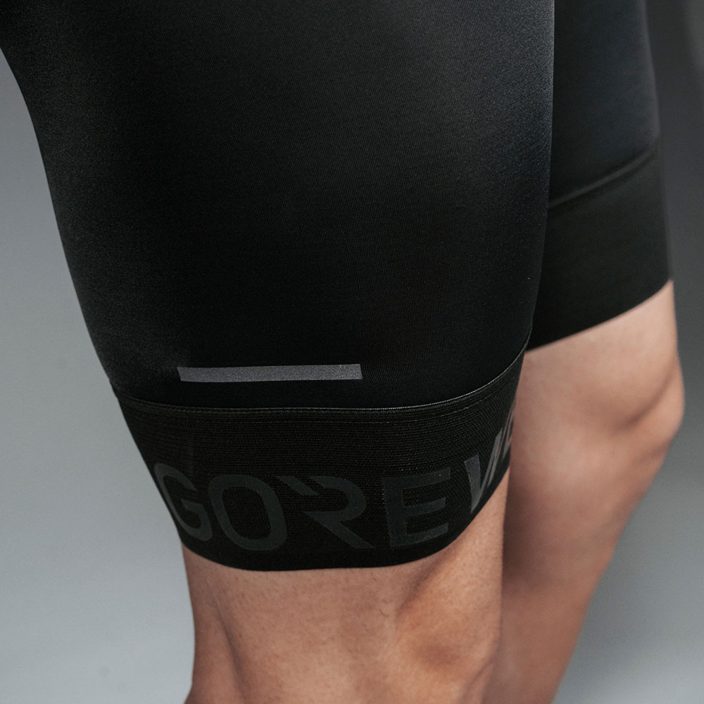 Gore_101114_Gore_101114_Swiftride_Trägerhose mit_Polster  (2).jpg