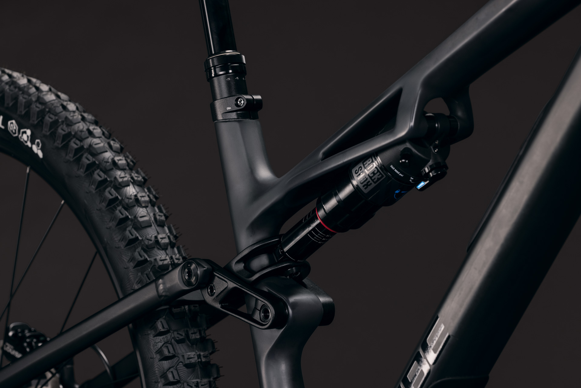 Stereo HPC RACE carbon and black