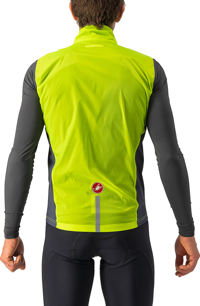 Castelli_Squadra-Stretch-Windweste_4521512-383_ (2).jpg