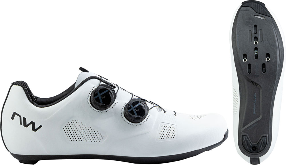 Northwave_80251041_Revolution_Wide_Rennradschuhe (1).jpg