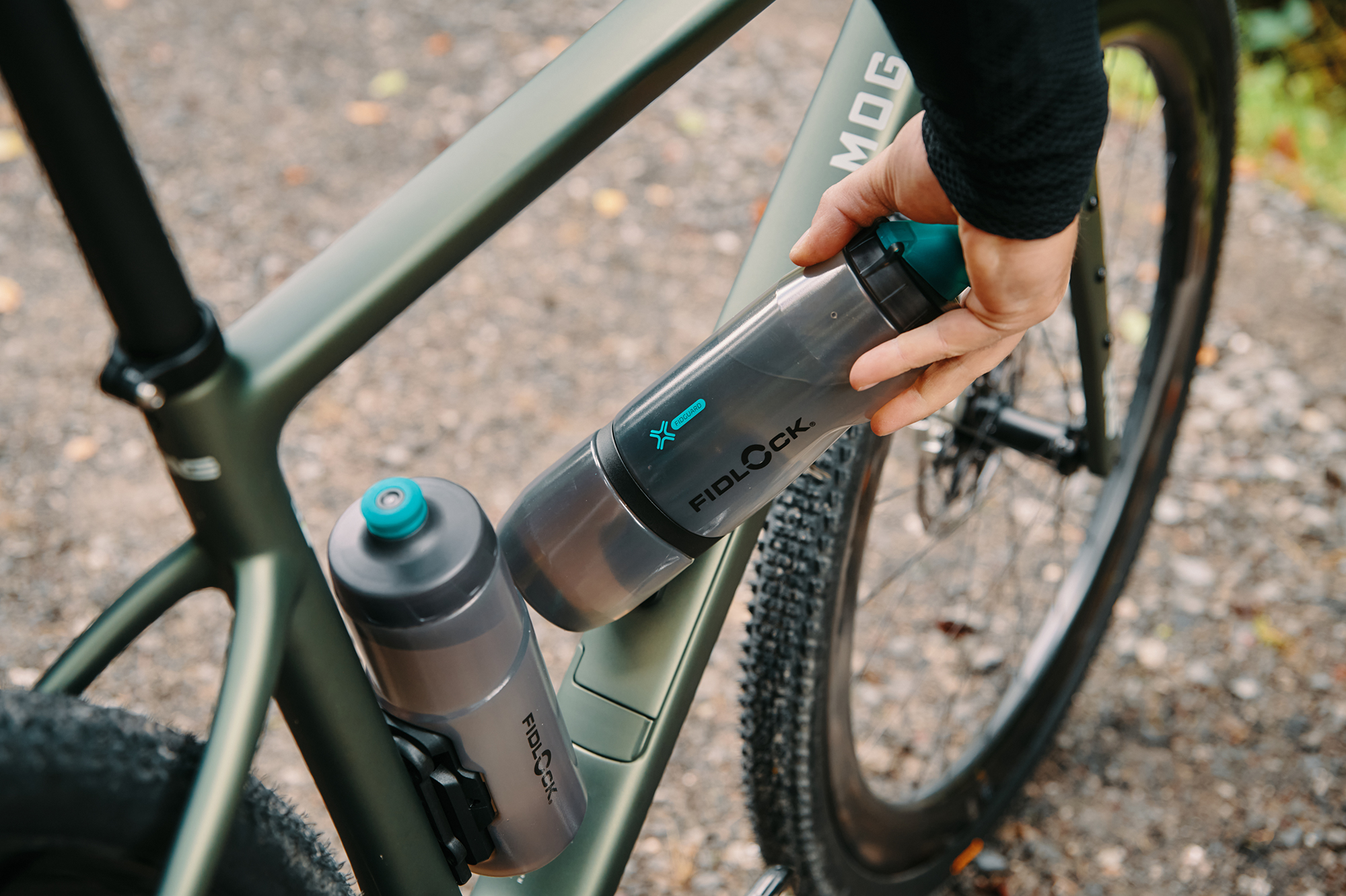 Fidlock AB-09676-P01032 (TBL) 20152625 TWIST Bottle 800 antibacterial + Bike Base  (19).jpg