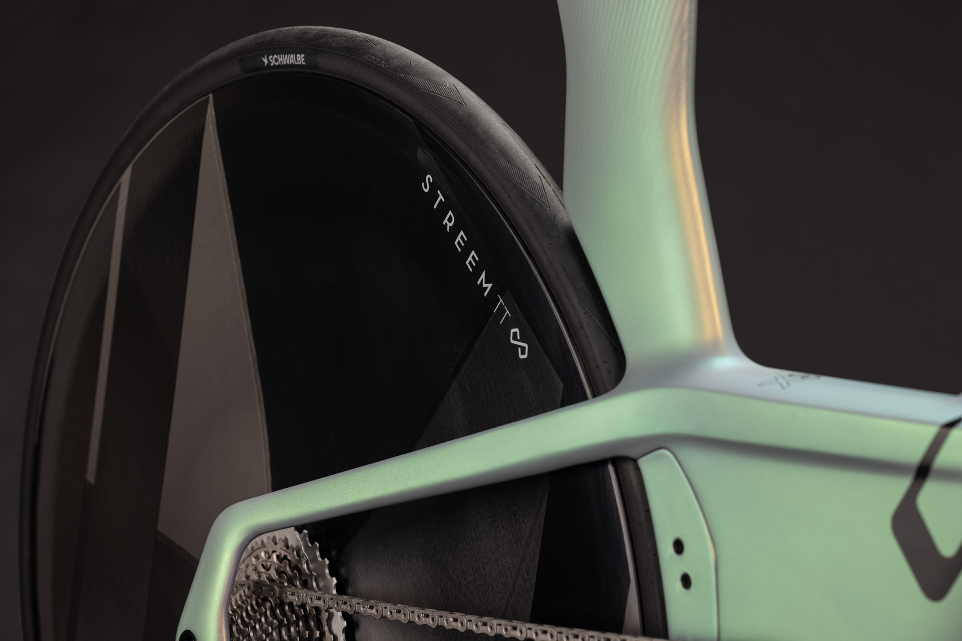 Aerium C:68X SLT Aero genesisgrid´n´black