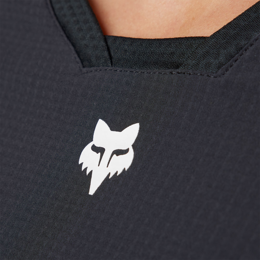 Fox_DefendThermal_33787_001_DamenMTBLangarmtrikot_ (6).jpg