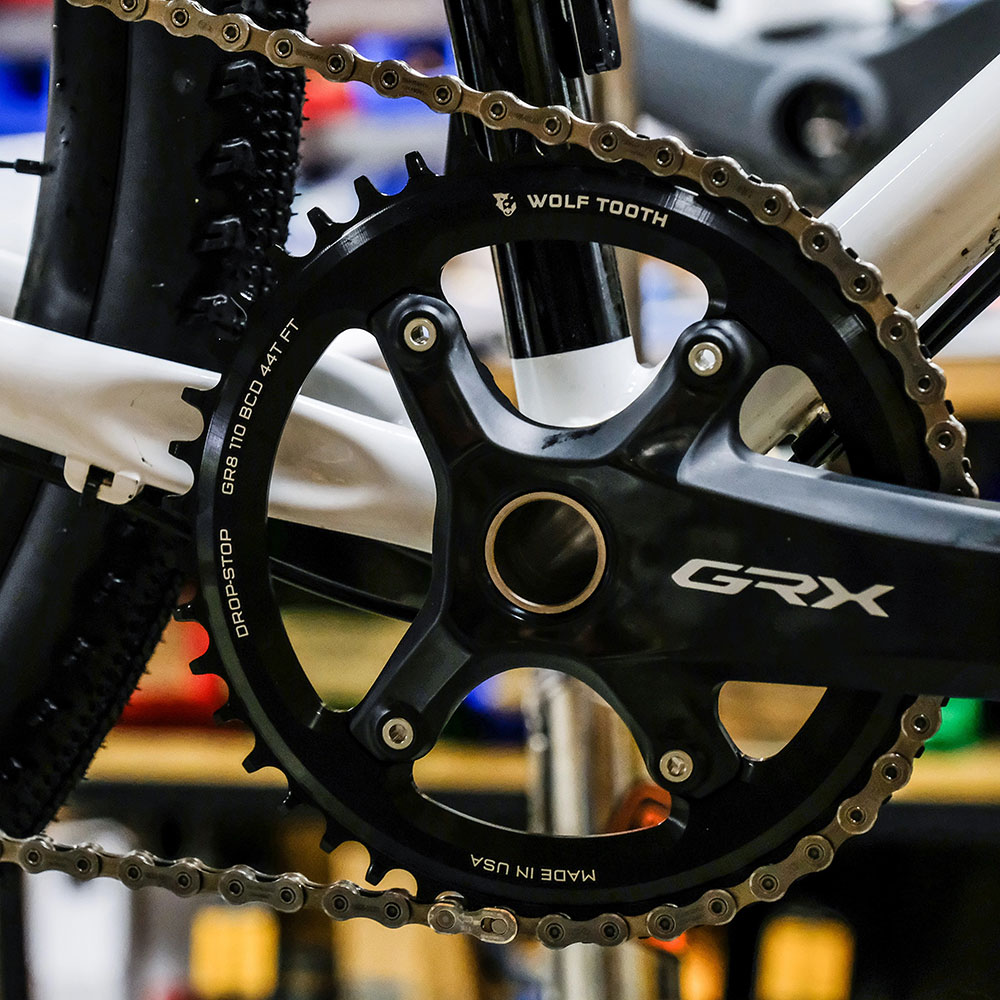 Wolf-Tooth-Components-Shimano-GRX-110-BCD-Asymmetric-4-Loch-Kettenblatt-(3).jpg