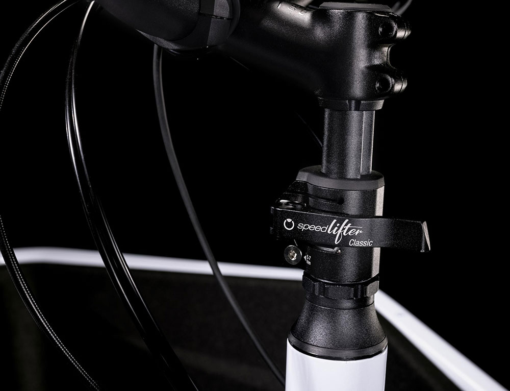Cube Cargo Dual Hybrid 1000 flashwhite´n´black 689260‌ (9).jpg