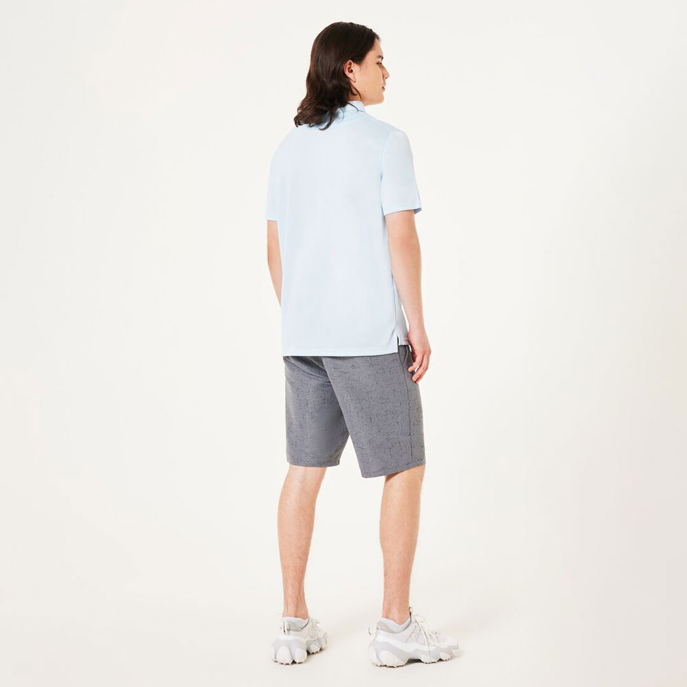 FOA404499__6GC_ombk1.jpg