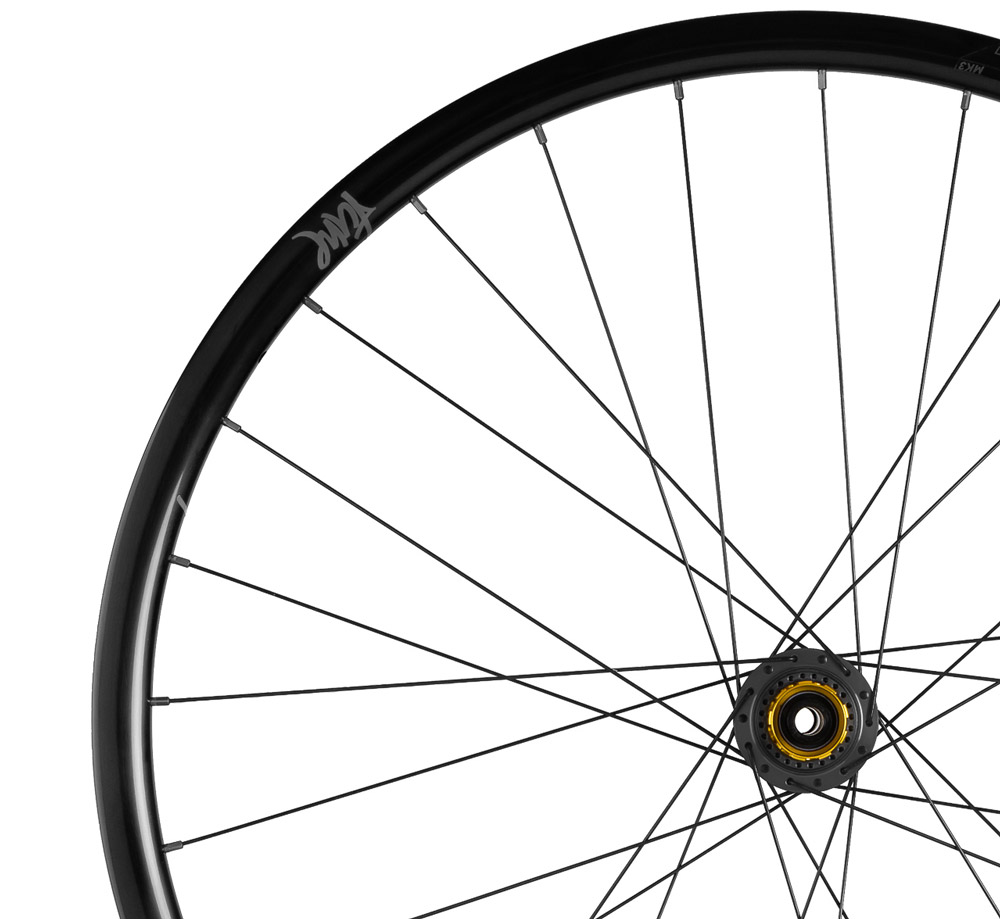 Tune-Crosser-Alu-Disc-CL-Hinterrad-4062266241791_a.jpg