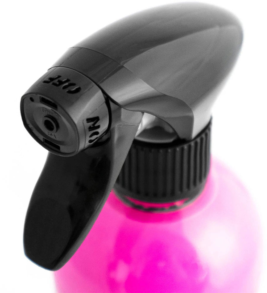Muc-Off-High-Performance-Waterless-Wash-(2).jpg