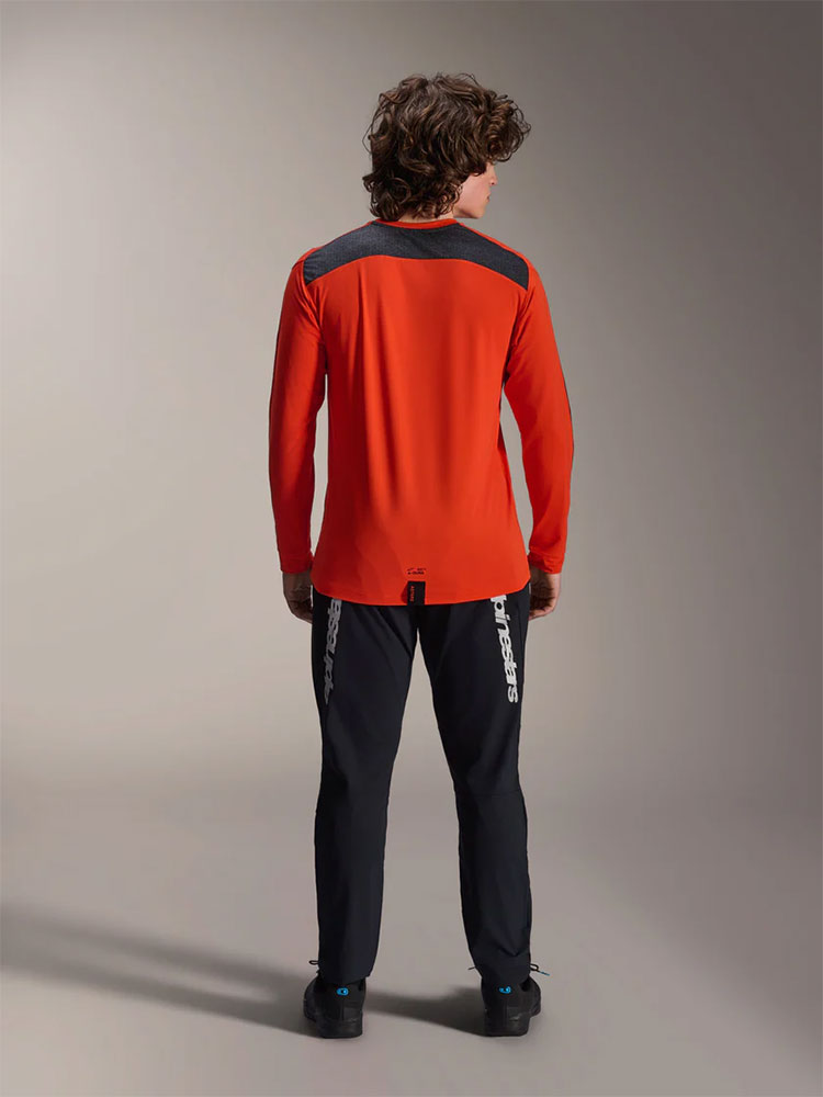 Alpinetsars_1761825_Dura_Inset_Astar_MTB_Langarmtrikot (4).jpg