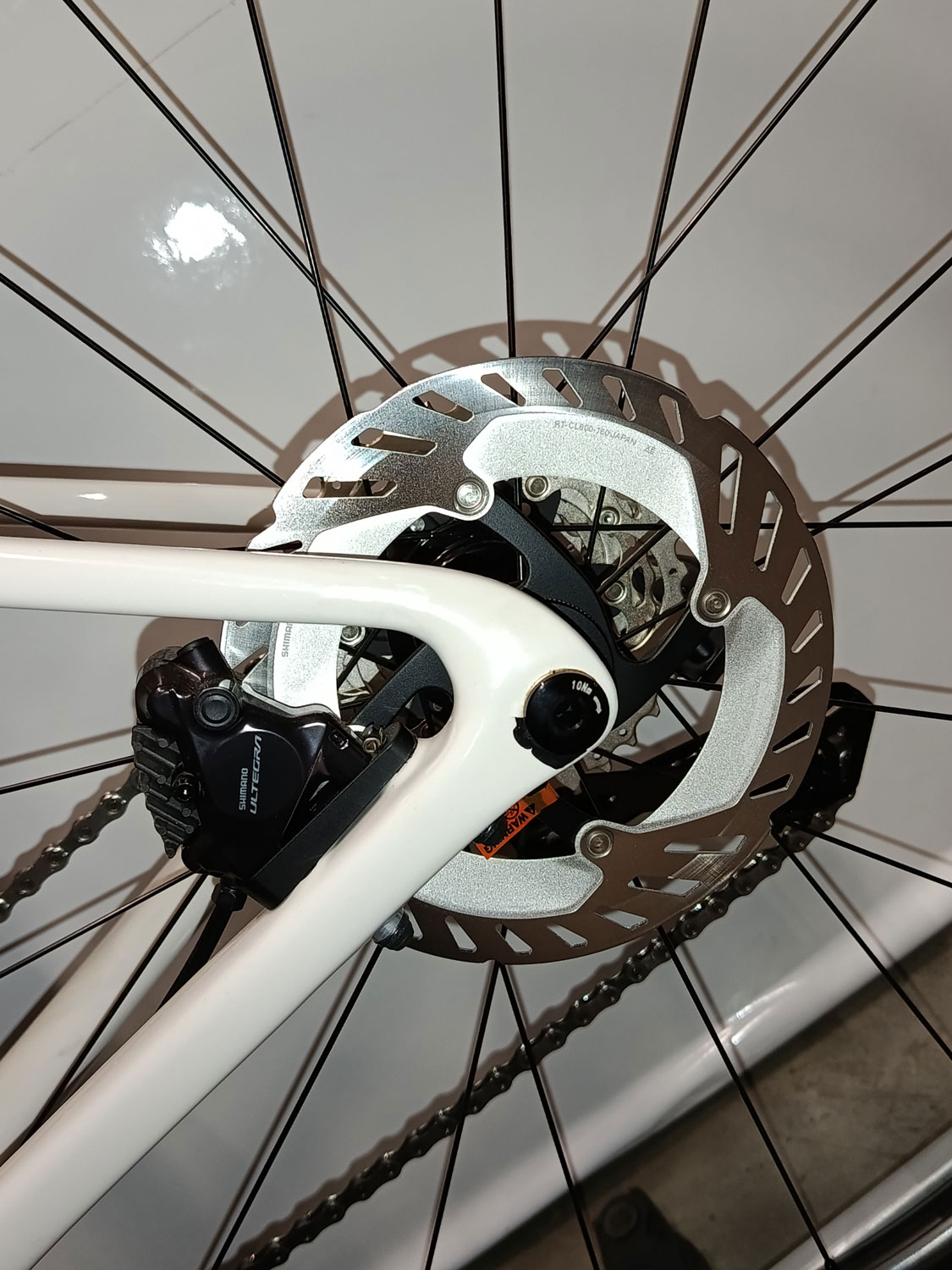 SPIRE 9.0 (New, with a paint fault)