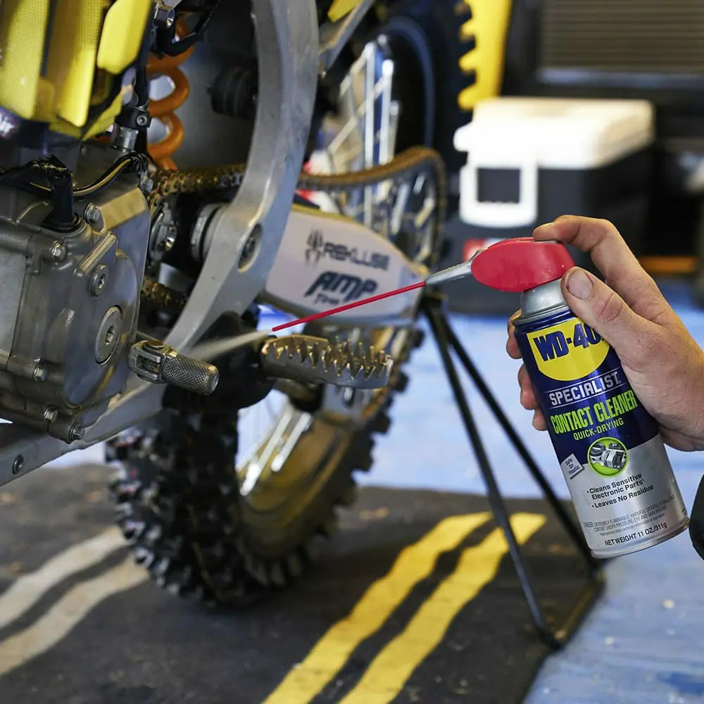 WD-40-4937625NBA SPECIALIST-Kontaktspray-4.jpg