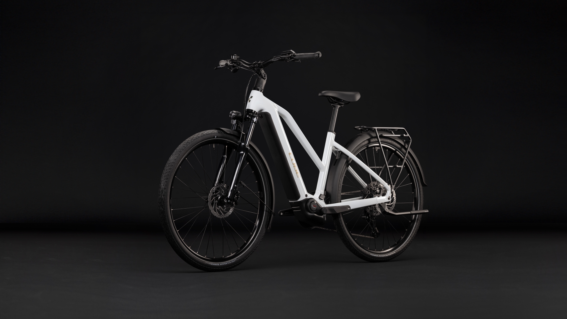 Touring Hybrid ONE 600 metallicwhite´n´chrome Trapeze
