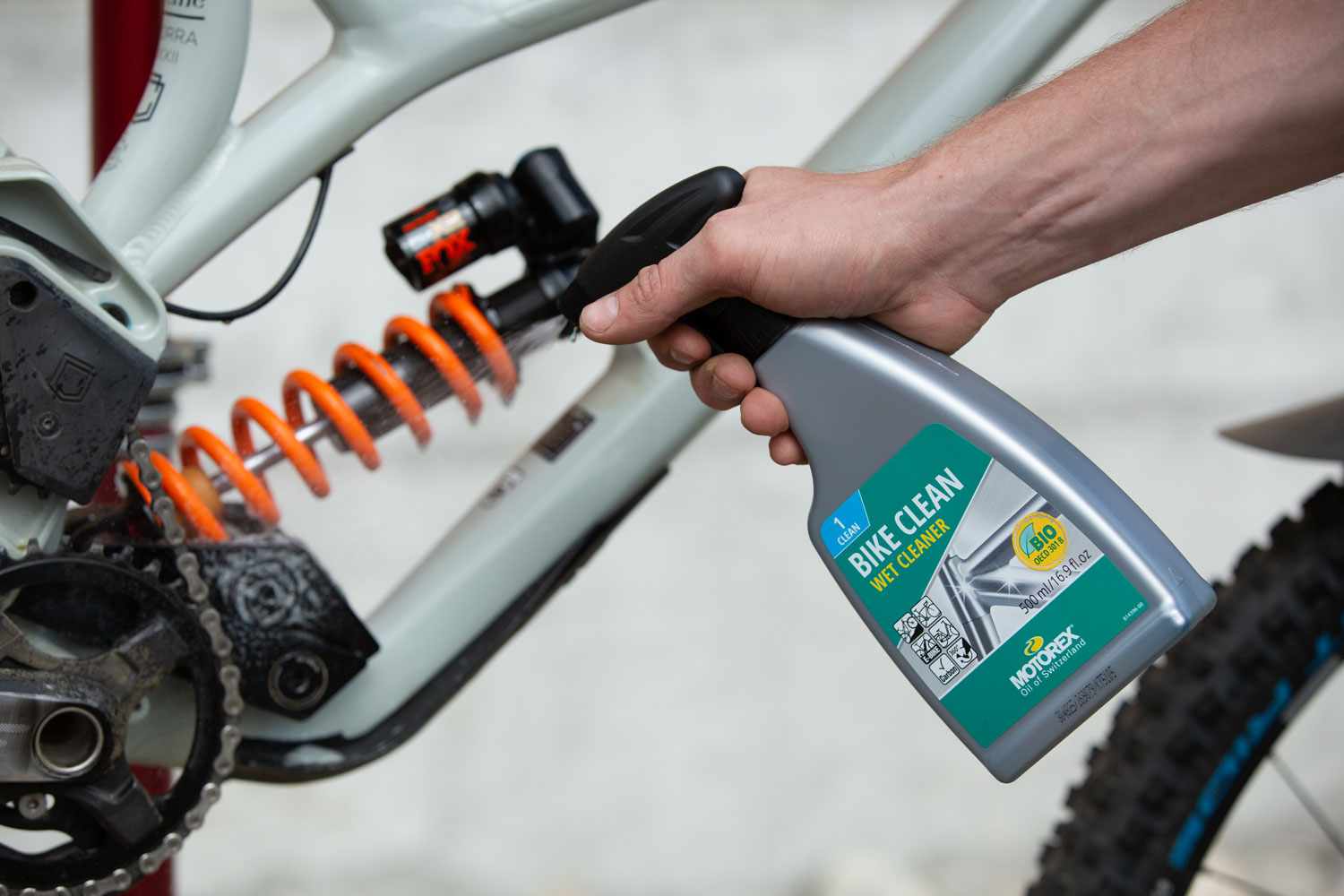 Motorex-Bike-Cleaning-Kit-305071_c.jpg