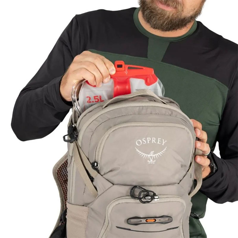 osprey backpack bike Men's Siskin 12 Hydration Pack Out&Back Outdoor even on gnarly descents Mountain Bike Osprey Backpack Cycling