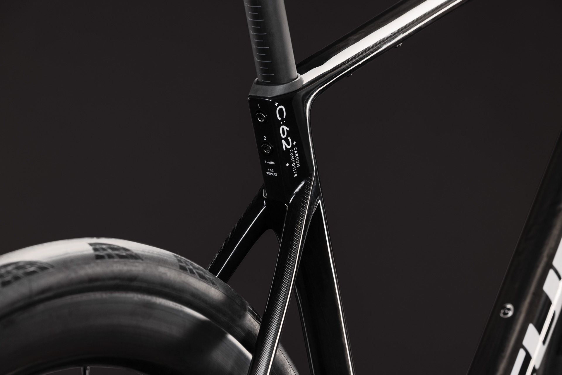Attain C:62 SLT carbon´n´blue