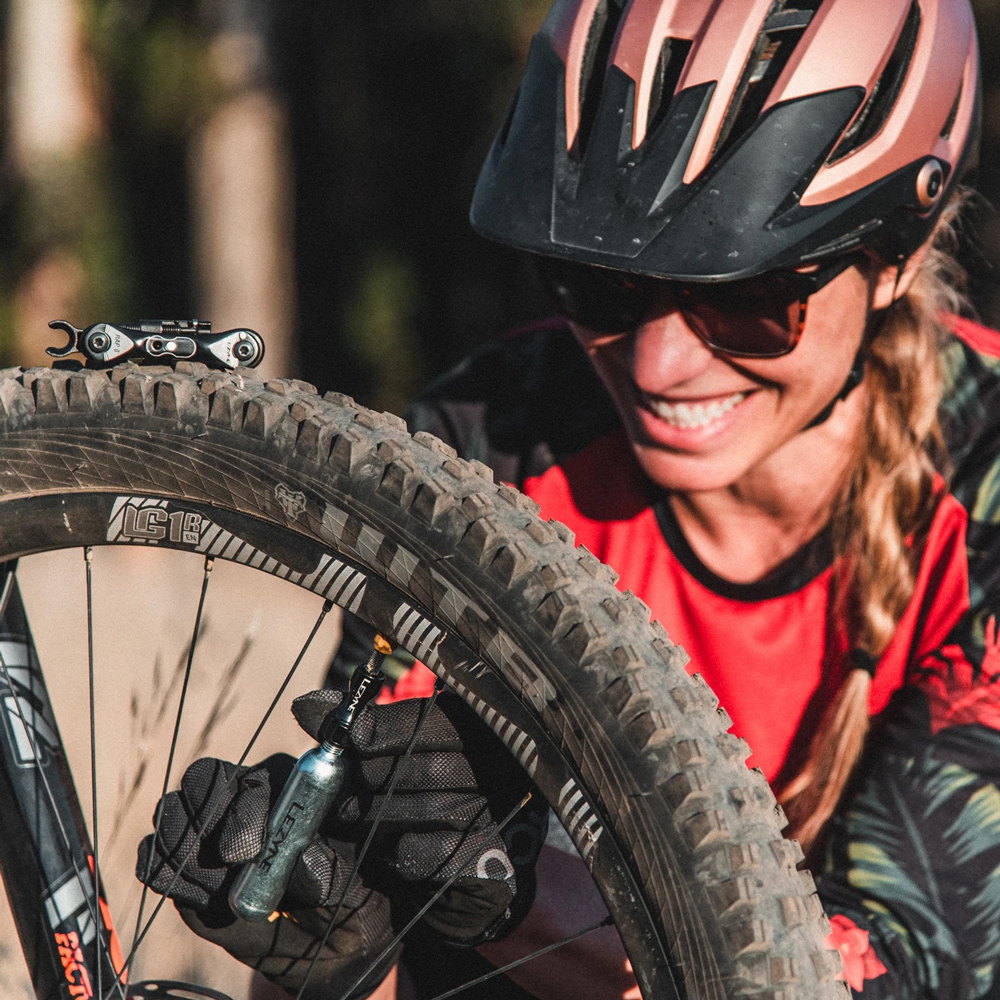 Lezyne _B_Gardner_Grade_DSC_8585_1500_1800x1800.jpg