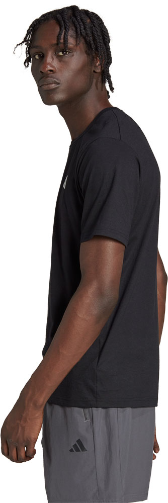 adidas_TR-ES-FR-Funktionsshirt_IC7438_ (4).jpg