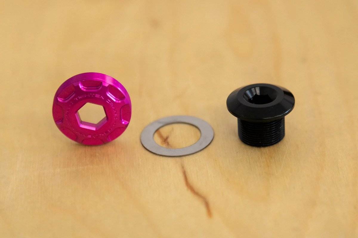 OAK-Components-Kurbel-Abdeckkappen-Set-für-SRAM-DUB-&-OAK-20160814-Master_b.jpg