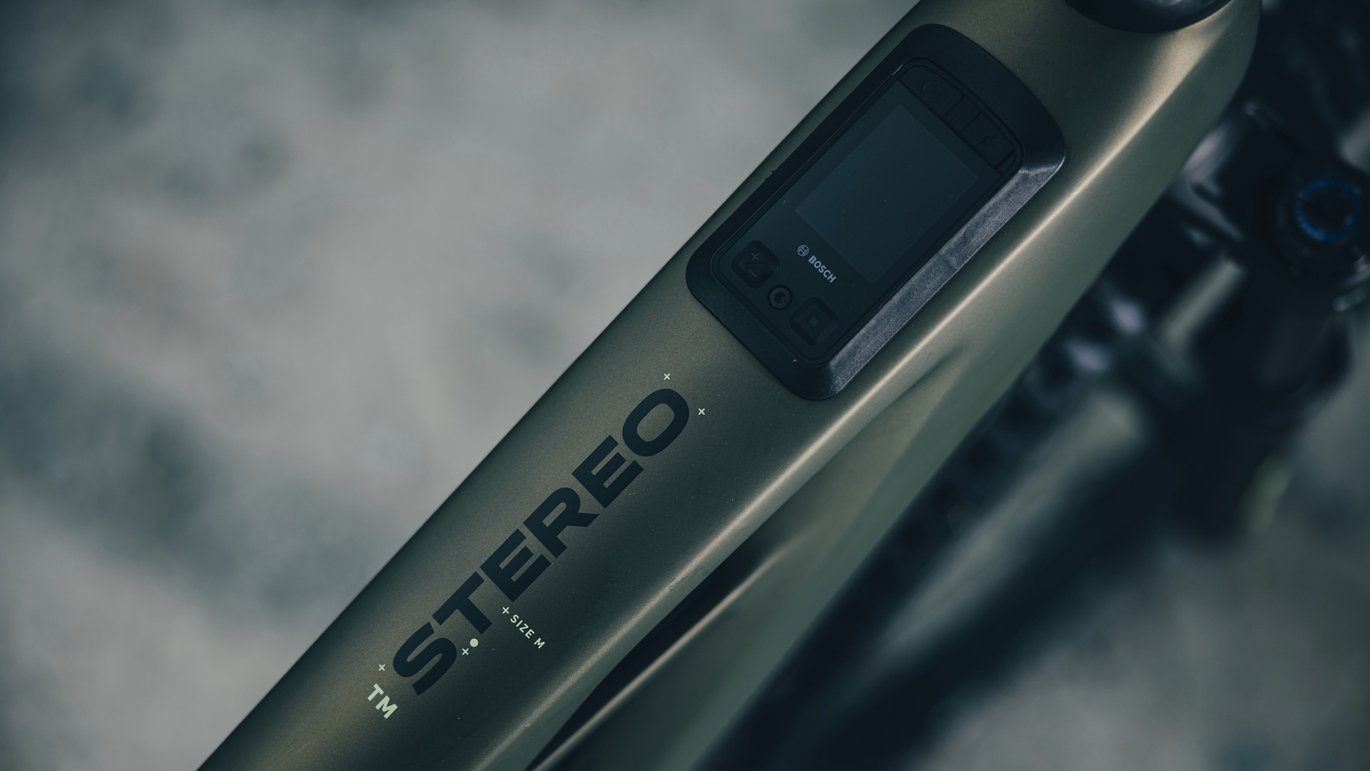 Stereo Hybrid ONE44 HPC TM 800 reedgreen´n´gills