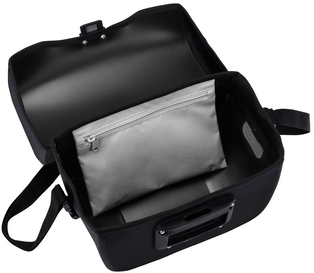Vaude-Aqua-Box-(rec)-45381_010-(4).jpg