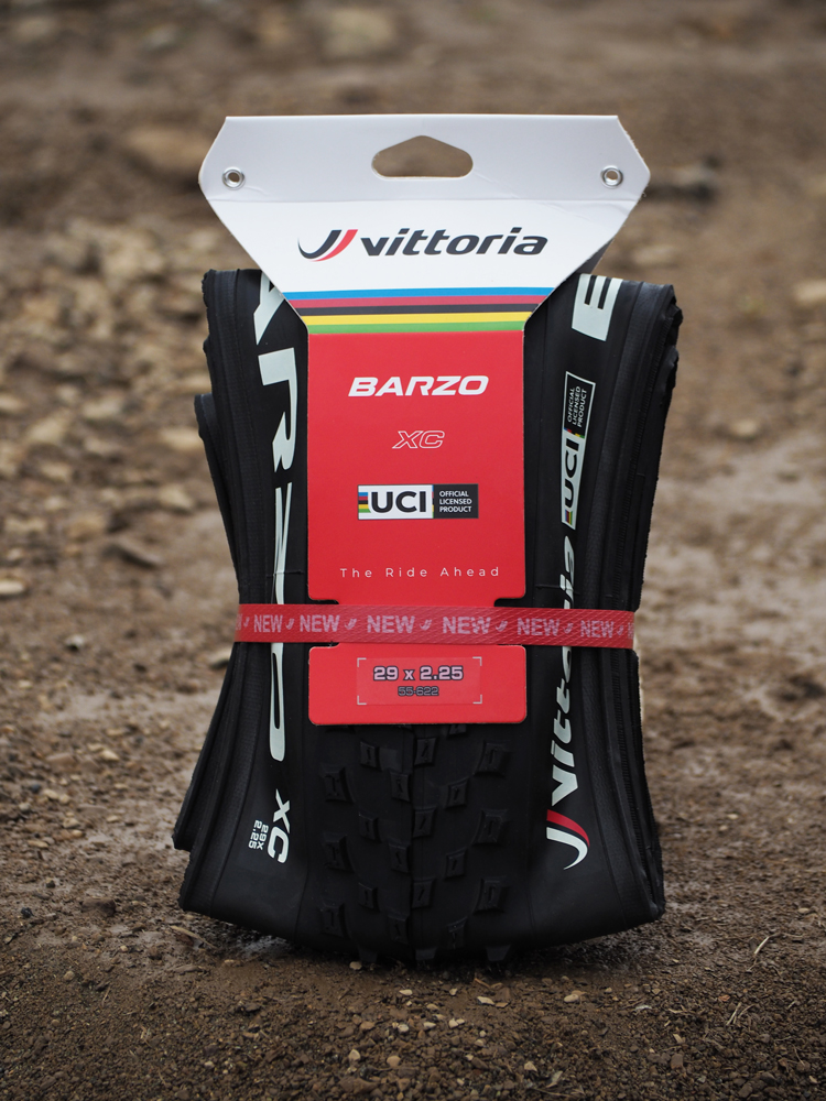 Vitorria 11A00558 20132323 Barzo 29 TLR 1C UCI-Edition MTB Faltreifen  (6) .jpg