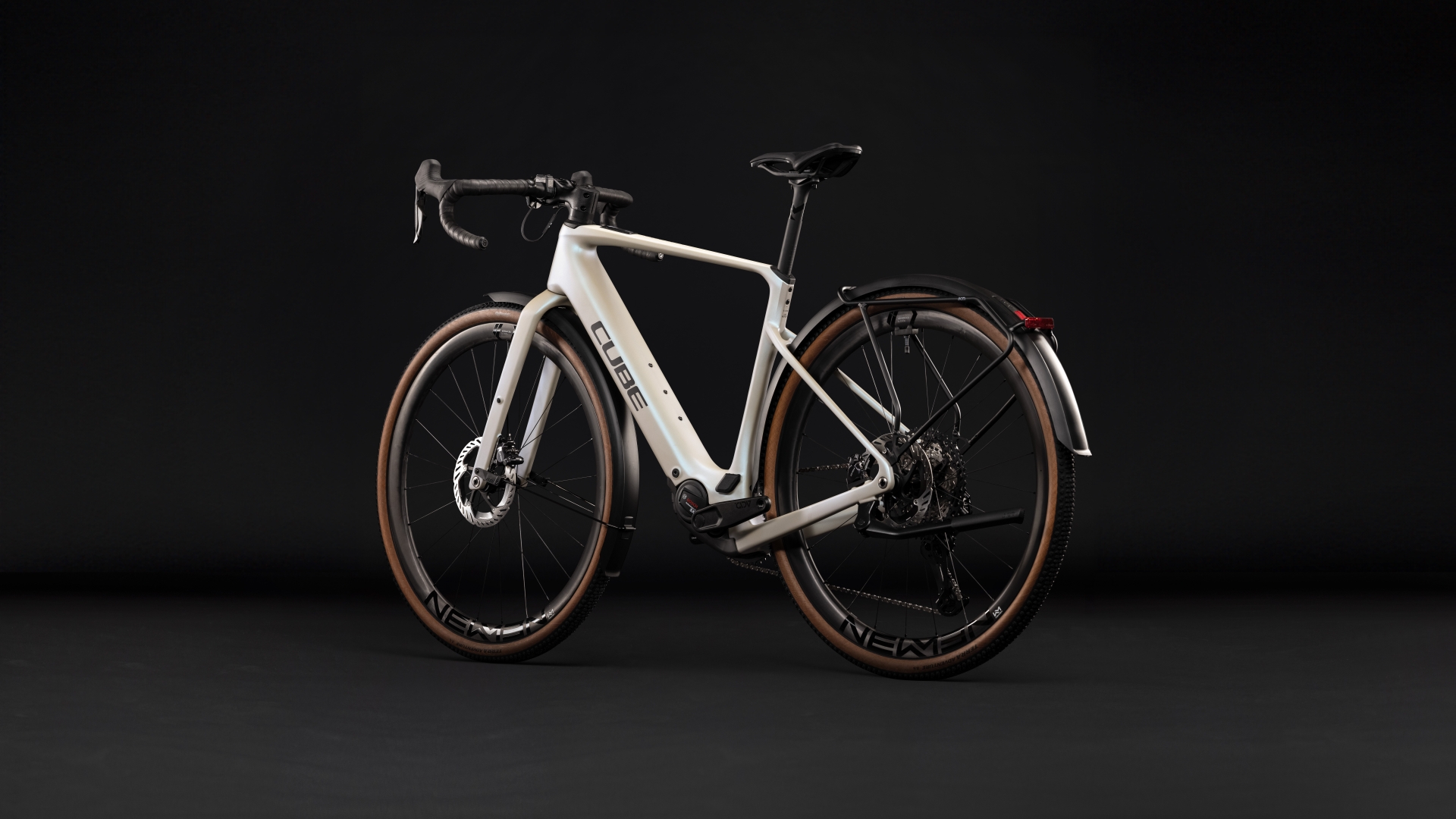 Nuroad Hybrid C:62 SLX 400X FE glintsand´n´black
